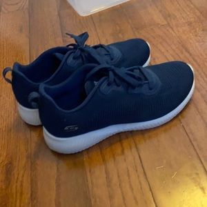 Sketchers bobs memory foam sneakers